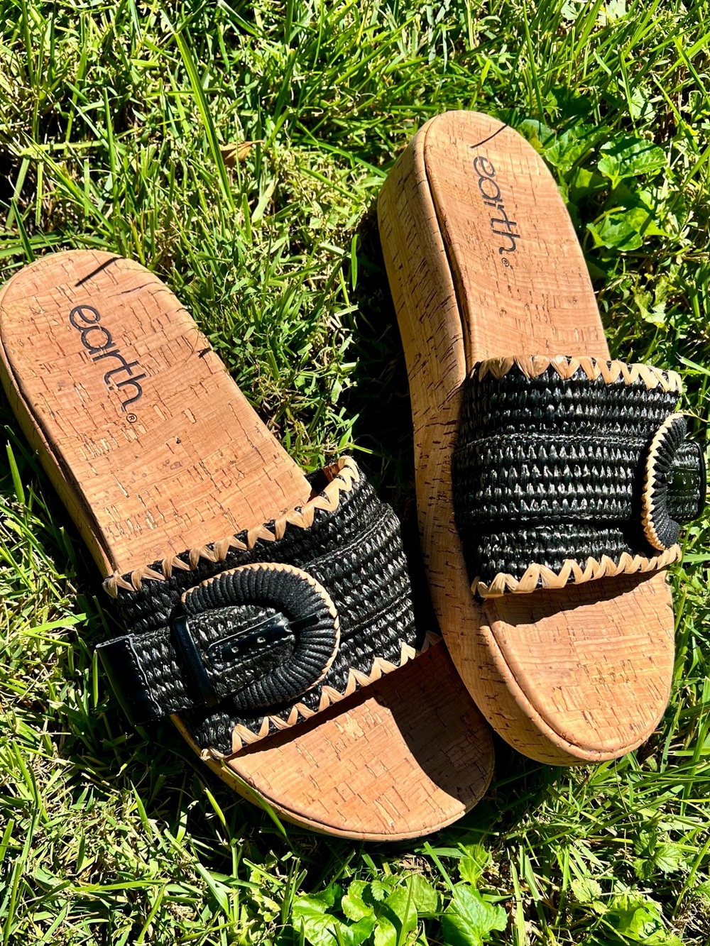 EARTH womens Black Woven Raffia Cork Wedge Sandals 10M Boho Chic Comfort Slides